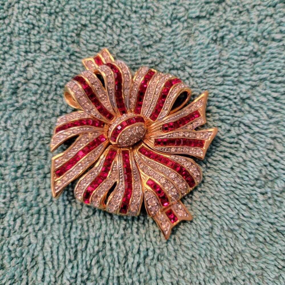 KENNETH JAY LANE VINTAGE BOW DESIGN BROOCH COMBINATION